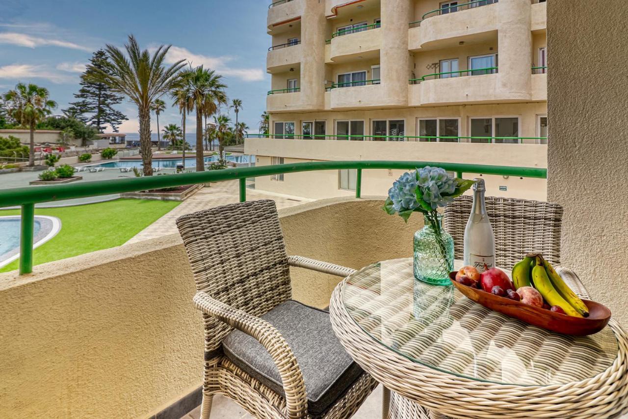 Modern Apartment With An Addictive Terrace View Los Cristianos  Exterior photo